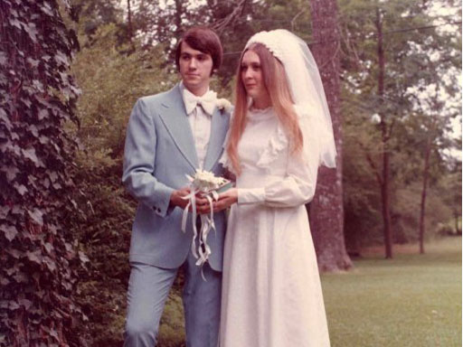 Mike and Janet Huckabee Wedding Picture